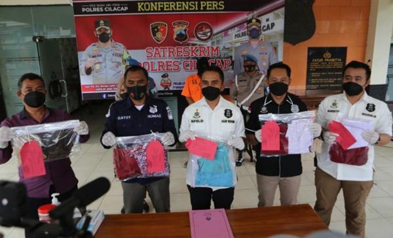 Guru Agama di Cilacap Cabuli 15 Siswa, Meremas Payudara hingga Meraba Kemaluan 