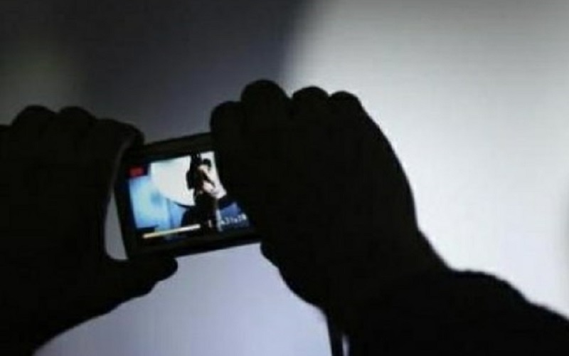 4 Perempuan Ditelanjangi di Depan Pasar yang Ramai, Pemilik Toko Listrik Ditangkap   