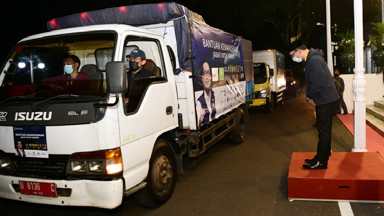 Jabar Kirim Bantuan Senilai Rp2 Miliar dan Ratusan Relawan untuk Korban Erupsi Semeru