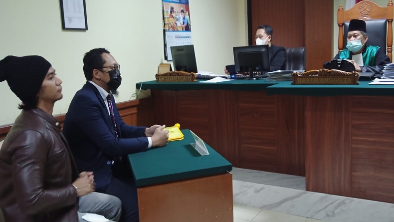 Rizky DA Hadiri Sidang Perceraian di PA Bandung, Nadya Mustika Tak Terlihat