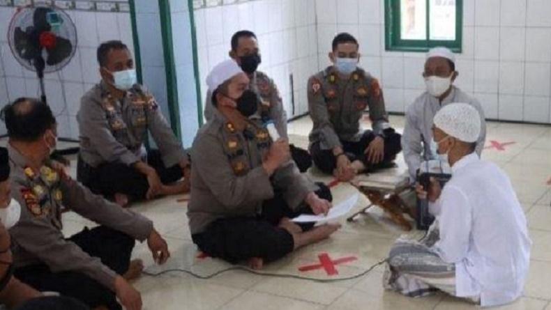 Tersentuh Setiap Hari Dengar Azan, Tahanan Polres Kotim Ini Mantap Jadi Mualaf