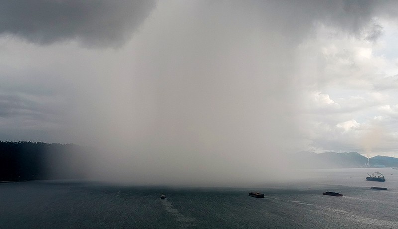 Cuaca Buruk, Jalur Pelabuhan Bira Bulukumba ke Selayar Ditutup