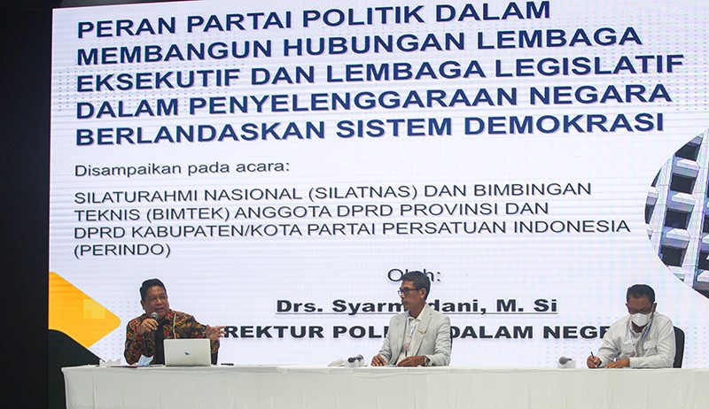 Dirjen Polpum Kemendagri Jadi Pembicara Bimtek Anggota DPRD Partai Perindo se-Indonesia - Bagian 1