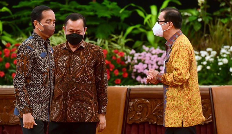 Presiden Jokowi Tegaskan Komitmen Tuntaskan Kasus Pelanggaran HAM Berat - Bagian 1