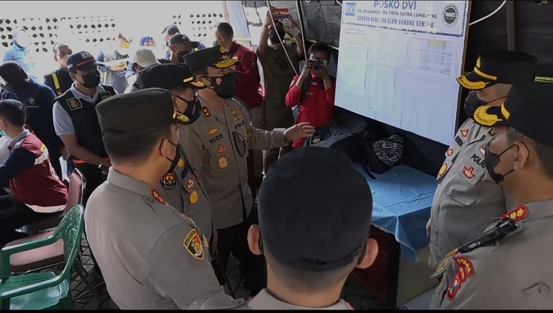 title Kapolda Jatim Tinjau Posko DVI di RS Bhayangkara Lumajang Kapolda Jatim Tinjau Posko DVI di RS Bhayangkara Lumajang