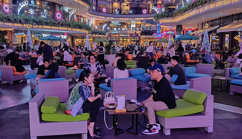 Menikmati Libur Akhir Pekan dengan Tema Tropical Christmas di Selatan Jakarta - Bagian 4