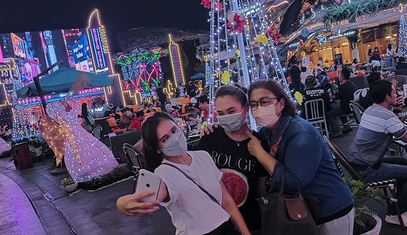 Menikmati Libur Akhir Pekan dengan Tema Tropical Christmas di Selatan Jakarta - Bagian 3