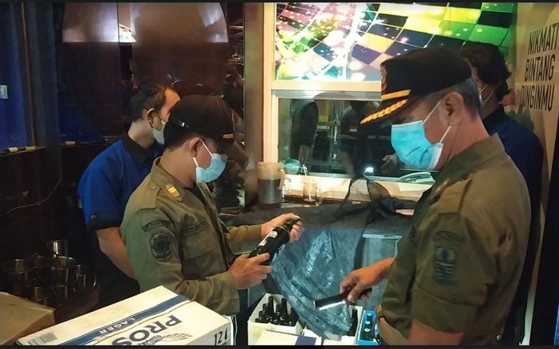 title Razia Pekat di Kota Cirebon, Petugas Jaring 4 Pasangan Bukan Suami Istri Razia Pekat di Kota Cirebon, Petugas Jaring 4 Pasangan Bukan Suami Istri