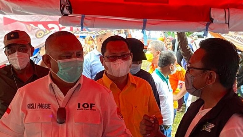 title Kadinkes Gorontalo Pastikan Stok Vaksin Aman, Masih Tersedia 200.000 Dosis Kadinkes Gorontalo Pastikan Stok Vaksin Aman, Masih Tersedia 200.000 Dosis