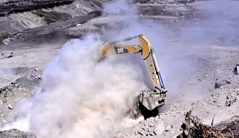 Suasana Pencarian Korban Letusan Gunung Semeru Hari Ini, 9 Warga Belum Ditemukan - Bagian 2