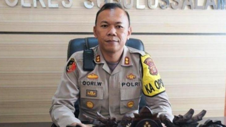 title Kijang Innova Terjun ke Jurang, Polisi Cari Sopir dan Penumpang yang Hilang Kijang Innova Terjun ke Jurang, Polisi Cari Sopir dan Penumpang yang Hilang