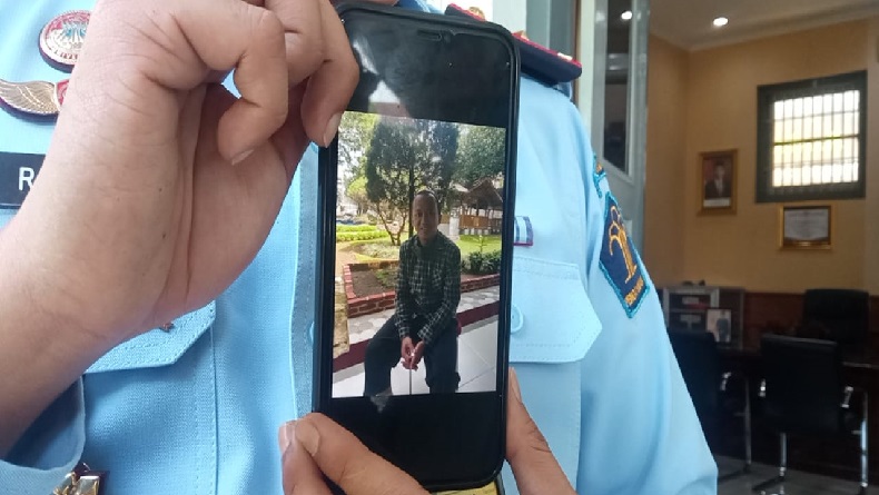 Ustaz Bejat Herry Wirawan Mengaku Memperkosa 12 Santriwati di Bandung