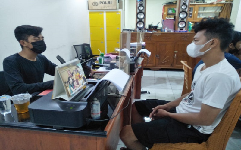 Diremehkan Pasangan, Pria Ini Pilih Jual Sabu agar Dapat Uang