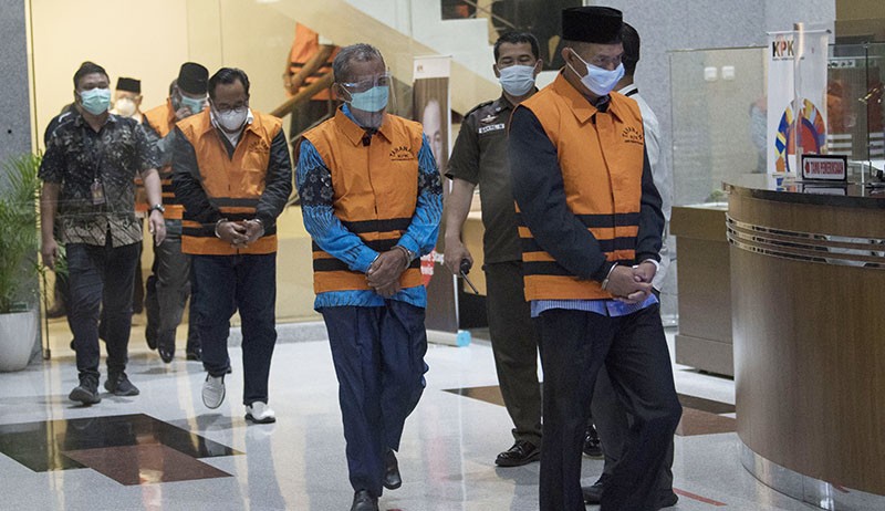 Deretan 15 Anggota DPRD Muara Enim Kompak Pakai Baju Tahanan KPK - Bagian 2