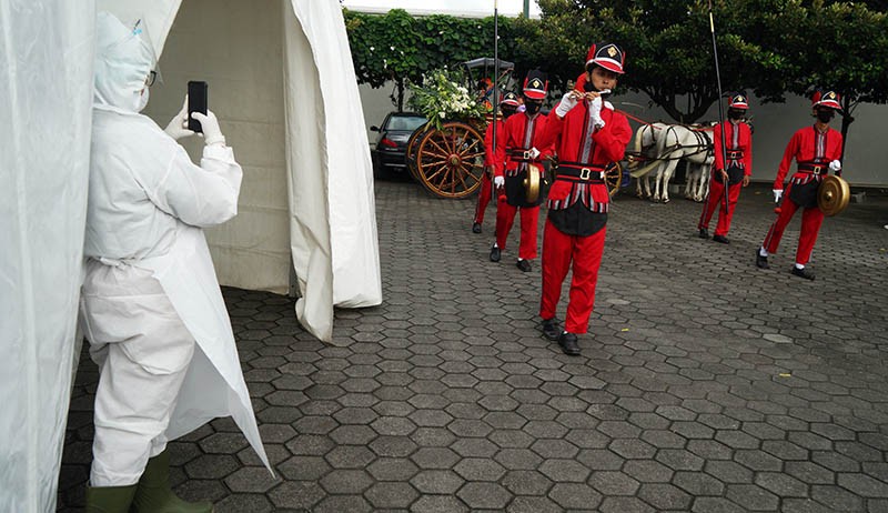 Melihat Prosesi Pergantian Pasukan Rakyat Malioboro - Bagian 2