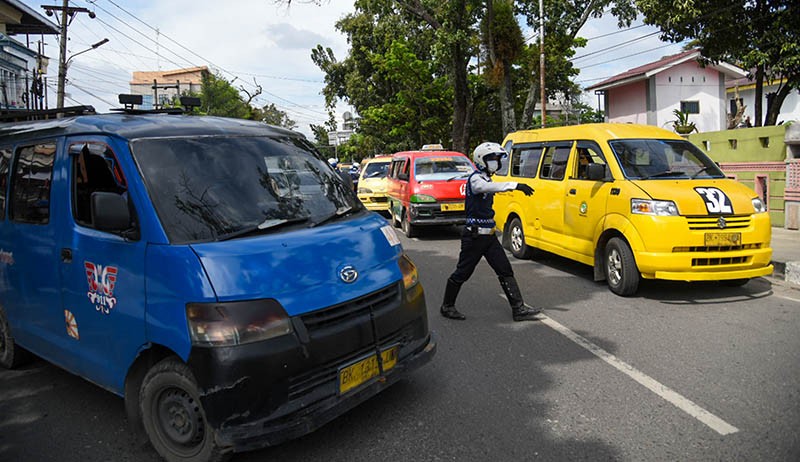 Polisi hingga BNN Cari Sopir Nakal Membahayakan Penumpang di Medan - Bagian 2