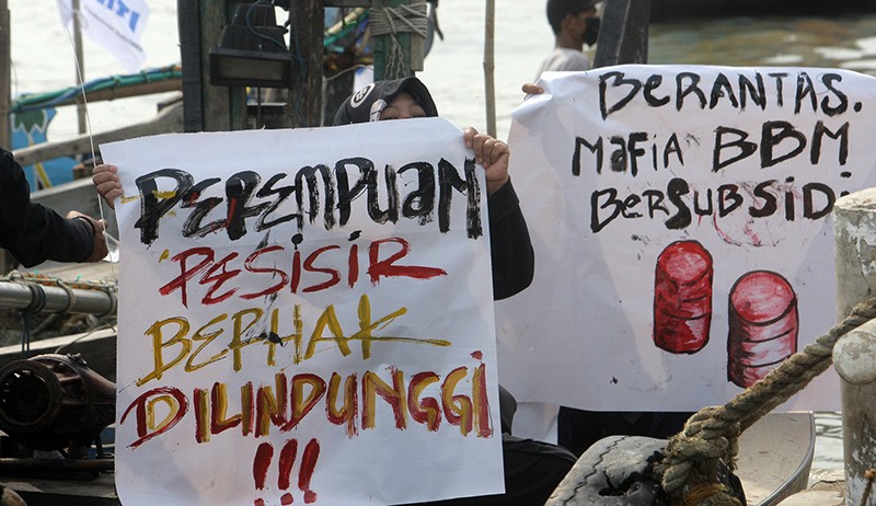 KNTI Gelar Parade Perahu Nelayan Tradisional di Perairan Tambak Lorok Semarang - Bagian 2