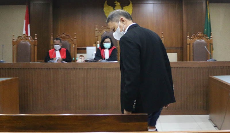 Mantan Dirut Pelindo II RJ Lino Divonis 4 Tahun Penjara - Bagian 3