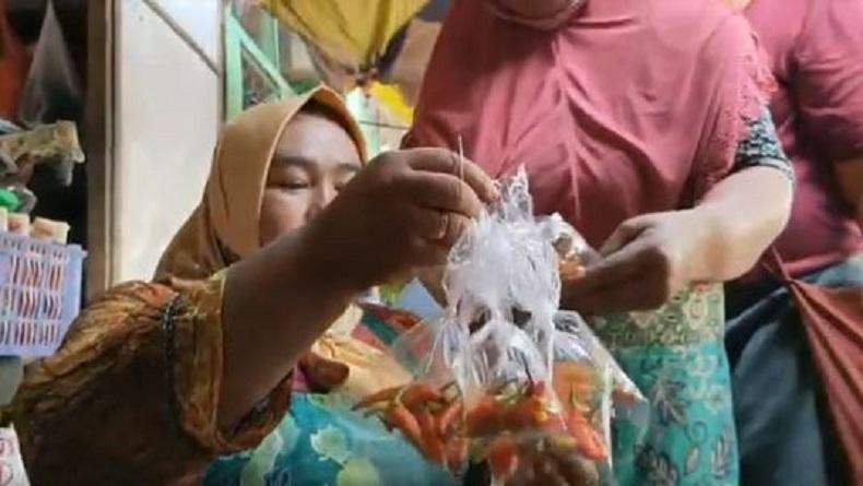 Harga Cabai di Boyolali Makin Ngebut, Pedagang Buat Paket Ekonomis 