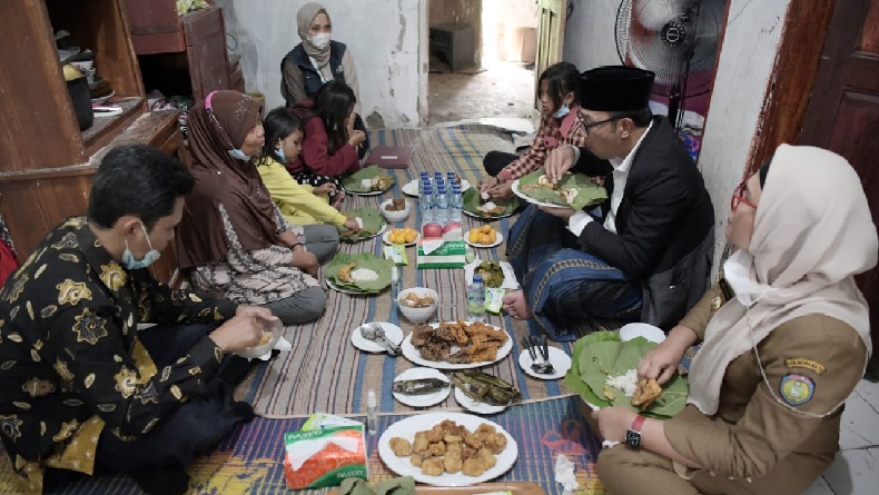 3 Anak Indramayu Ditelantarkan Orang Tua Semringah Makan Bersama Ridwan Kamil