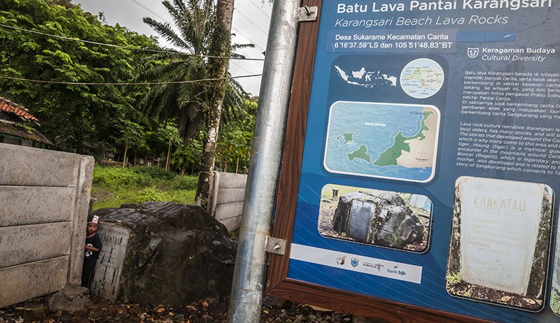 Kondisi Cagar Alam Lava Gunung Krakatau yang Meletus Tahun 1883 Terbengkalai - Bagian 2