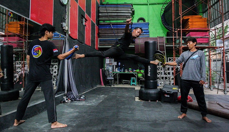 Begini Latihan Para Pemeran Pengganti yang Beraksi pada Film Dylan-The Raid 1 - Bagian 2