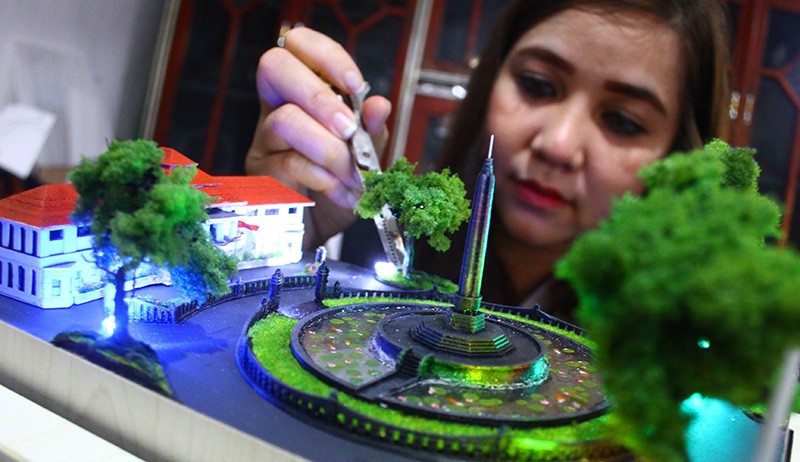 Kerajinan Miniatur Bangunan dari Limbah Mebel - Bagian 2