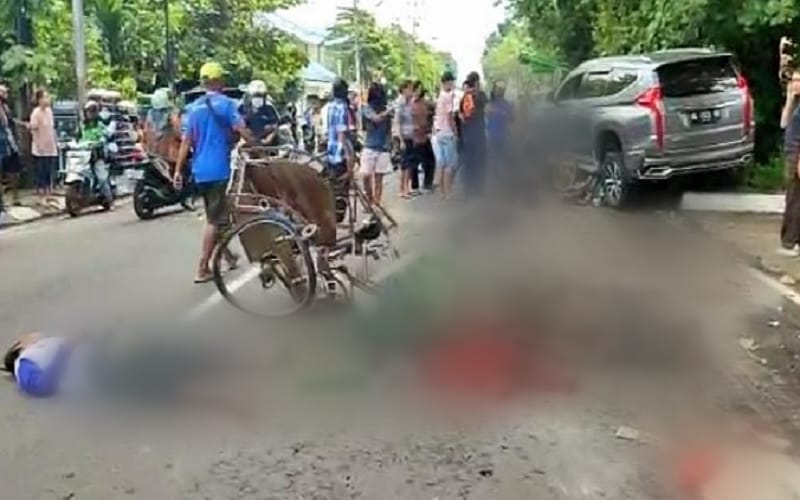 Pajero Sport Tabrak 4 Becak di Palembang, Sopir Santai Lihat Korban Bergelimpangan 