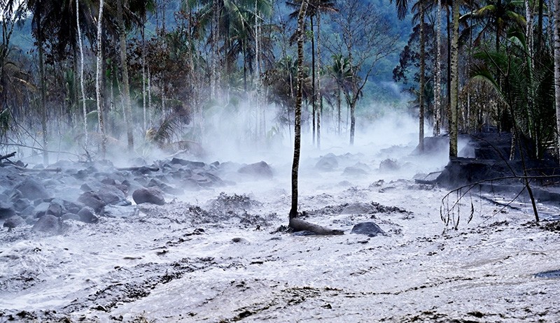 Waspada Banjir Lahar Hujan Gunung Semeru - Bagian 3