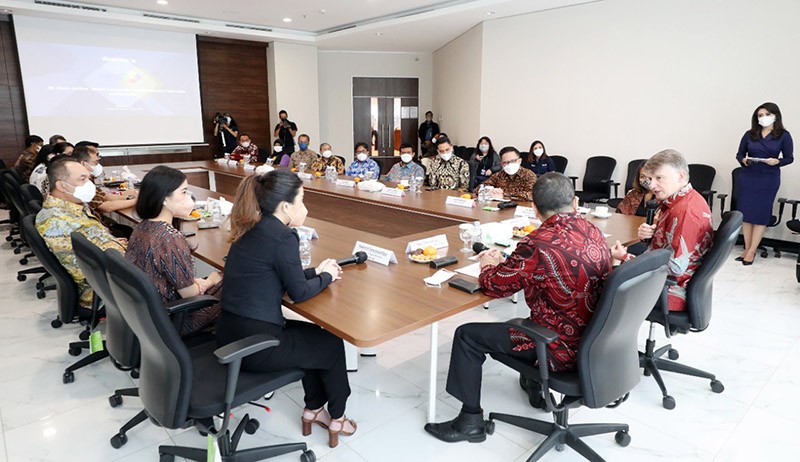 Hary Tanoesoedibjo Terima Kunjungan Dubes Inggris Owen Jenkins di MNC Group - Bagian 2