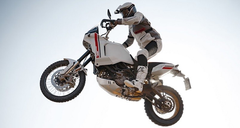 Ducati Luncurkan Motor Bergaya Paris Dakar DesertX, Intip Spesifikasi dan Harganya