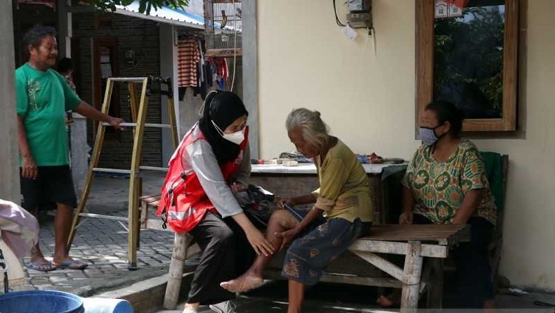 title Belasan Dokter Muda UNS Susur Kampung di Solo, Ini Tujuannya Belasan Dokter Muda UNS Susur Kampung di Solo, Ini Tujuannya