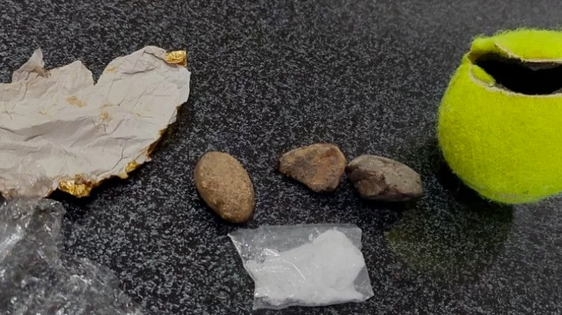 Lapas di Sumbar Gagalkan 5 Penyelundupan Narkoba, Mulai Bola Tenis hingga di Sampah