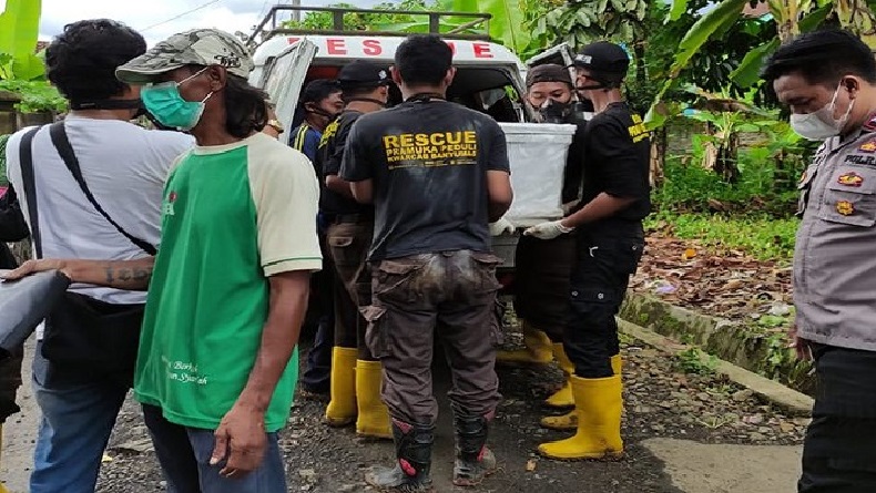 Keluarga Pindahkan Makam Handi Korban Kecelakaan Nagreg dari Banyumas ke Garut 