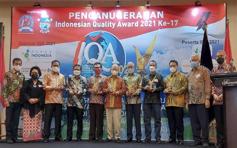 Jelang Pergantian Tahun, Pusri dan 4 BUMN Pupuk Raih Penghargaan