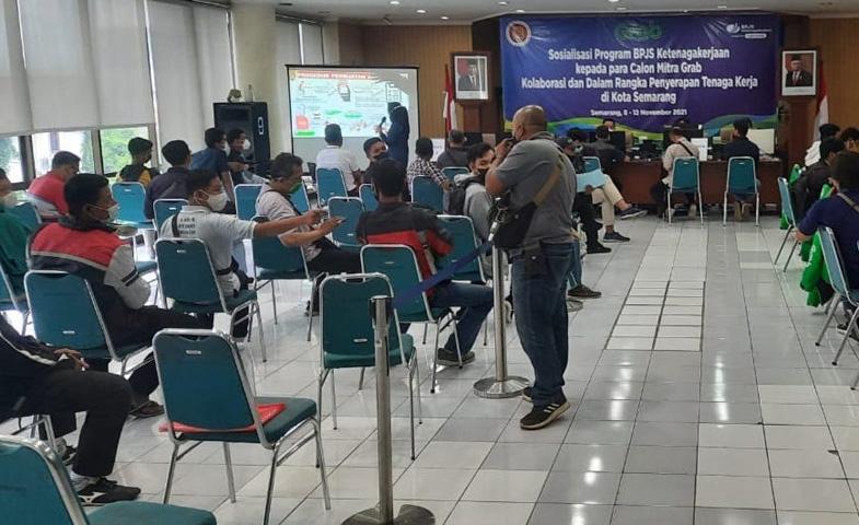 Gandeng Disnaker Semarang dan BPJS, Grab Perluas Peluang Pendapatan Masyarakat