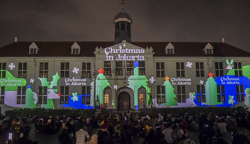 Suasana Museum Fatahillah Tampilkan Video Mapping Bernuansa Natal  - Bagian 1