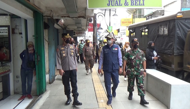 PKL di Jalan Ahmad Yani Sukabumi Ditertibkan, Pedagang Komplain Lokasi Baru