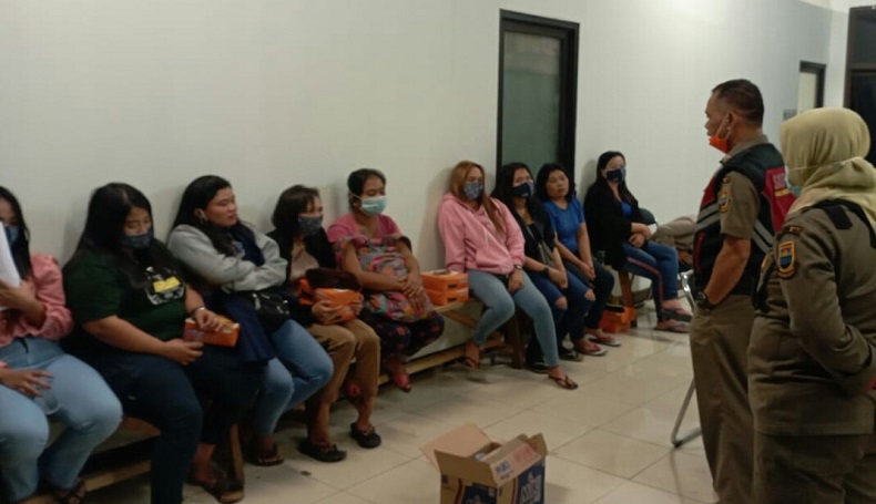 Gelar Razia PSK, Petugas Satpol PP KBB Nyamar Jadi Pria Hidung Belang