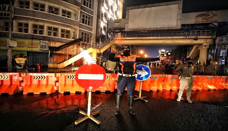 JPO Pos Asia Afrika Bandung Dibongkar, Lalin Dialihkan ke Jalan Banceuy