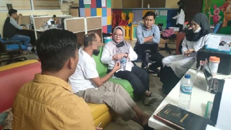 Aksi Bejat WNA Cabuli Bocah Perempuan Penjaga Toko di Padang