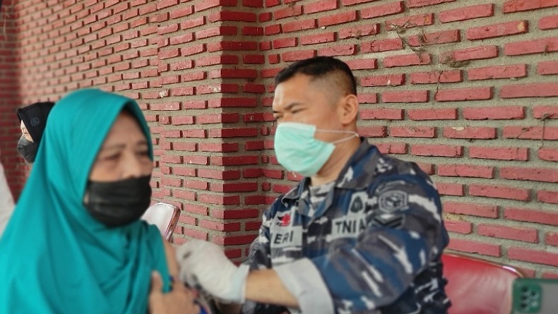 Jelang Nataru, TNI AL Kebut Vaksinasi Covid-19