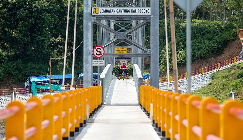 Jembatan Gantung Kaliregoyo Sepanjang 198 Meter Menghubungkan Desa di Lumajang - Bagian 2