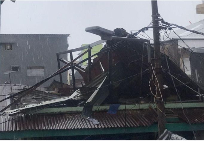 Hujan Badai Terjang Makassar, Ratusan Rumah Rusak Parah