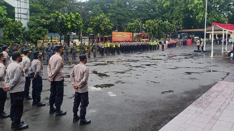 1.850 Polisi dan TNI Dikerahkan untuk Mengamankan Nataru di Kota Bandung