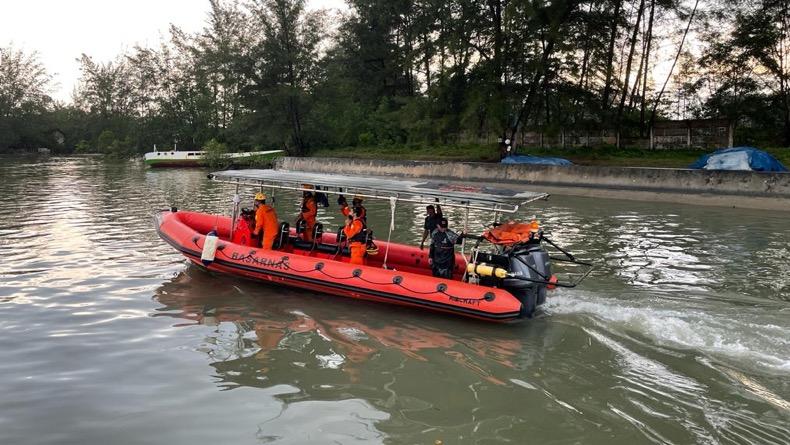 2 Bocah Hilang Terseret Ombak saat Berenang di Pantai Suwuk Kebumen