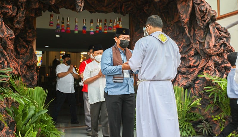 Misa Natal di Gereja Santo Servatius Bekasi Bernuansa Betawi - Bagian 3