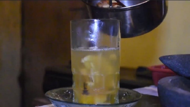 title Nikmatnya Minuman Racikan Rempah Nusantara, Bikin Tubuh Jadi Segar Nikmatnya Minuman Racikan Rempah Nusantara, Bikin Tubuh Jadi Segar