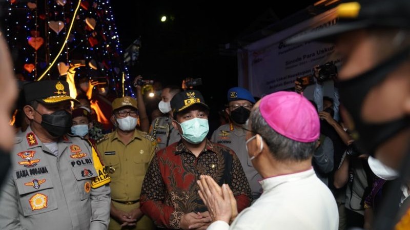 Plt Gubernur Andi Sudirman Sulaiman Tinjau Pelaksanaan Natal di Makassar