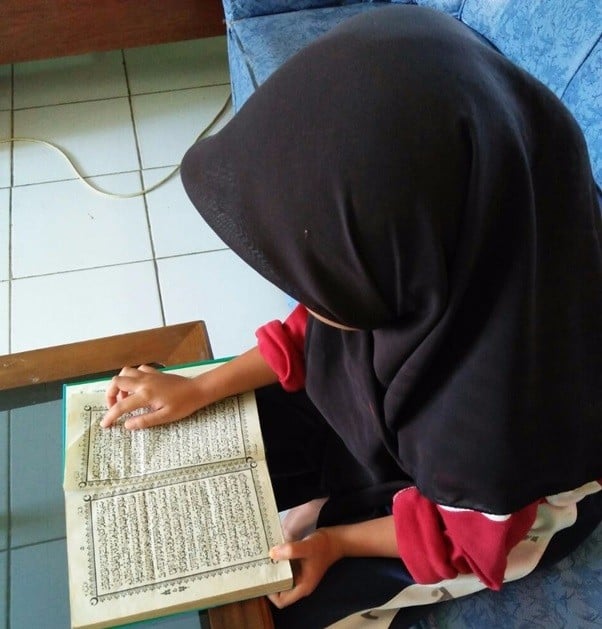 5 Contoh Cara Baca Izhar Halqi Dalam Al Quran Pengertian And Hukum Bacaan 5603